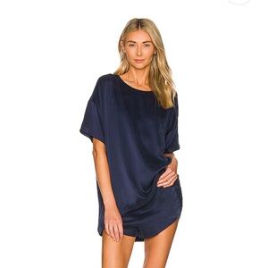 Lunya Washable Silk Short Pajama Set in Navy size XS/S